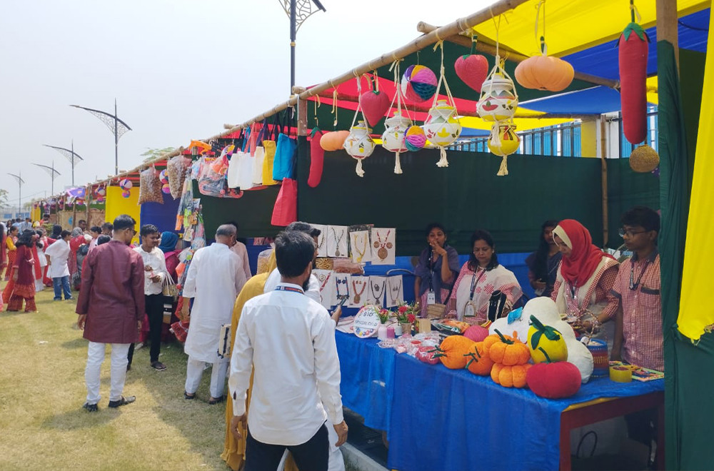 বসুন্ধরা পাবলিক স্কুল এন্ড কলেজের আয়োজনে উদযাপন করা হলো পহেলা বৈশাখ। ছবি : লুৎফর রহমান