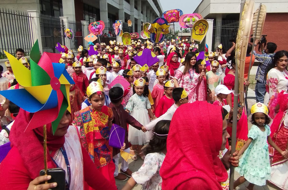বসুন্ধরা পাবলিক স্কুল এন্ড কলেজের আয়োজনে উদযাপন করা হলো পহেলা বৈশাখ। ছবি : লুৎফর রহমান