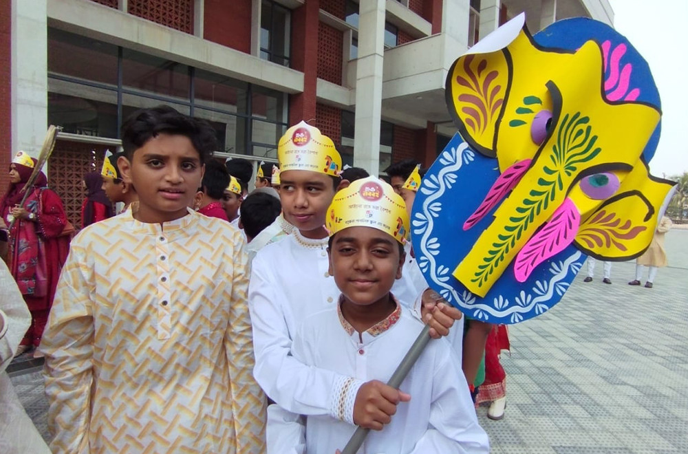 বসুন্ধরা পাবলিক স্কুল এন্ড কলেজের আয়োজনে উদযাপন করা হলো পহেলা বৈশাখ। ছবি : লুৎফর রহমান