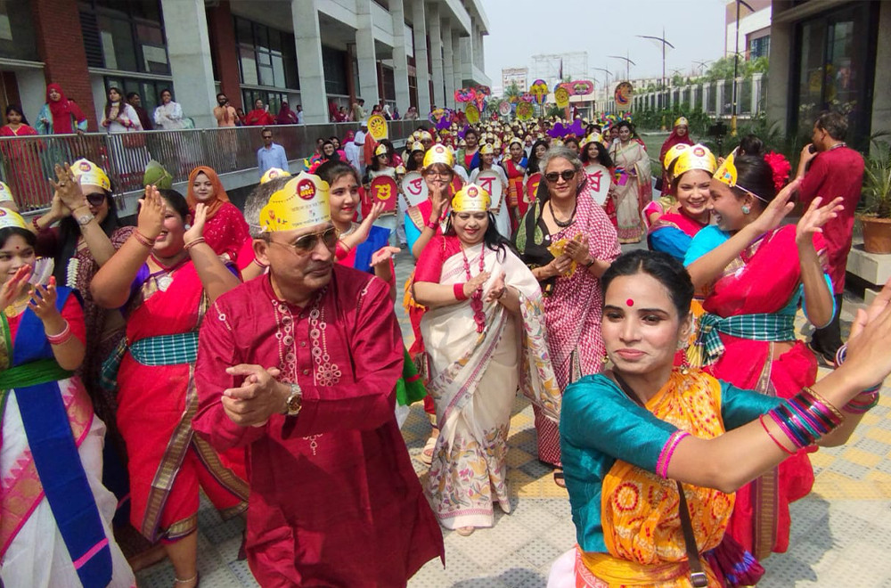বসুন্ধরা পাবলিক স্কুল এন্ড কলেজের আয়োজনে উদযাপন করা হলো পহেলা বৈশাখ। ছবি : লুৎফর রহমান
