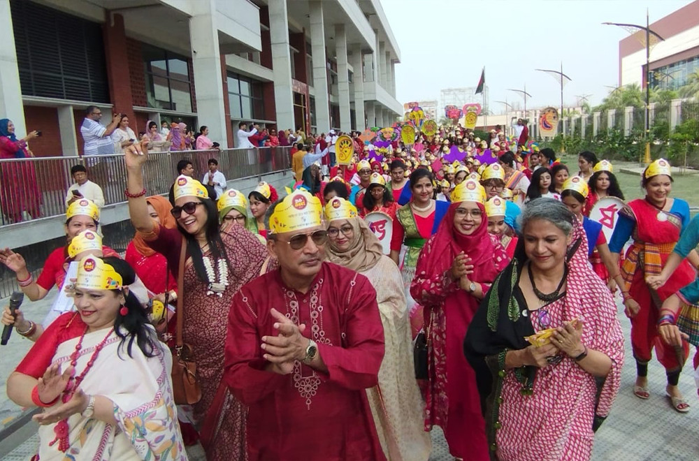বসুন্ধরা পাবলিক স্কুল এন্ড কলেজের আয়োজনে উদযাপন করা হলো পহেলা বৈশাখ। ছবি : লুৎফর রহমান