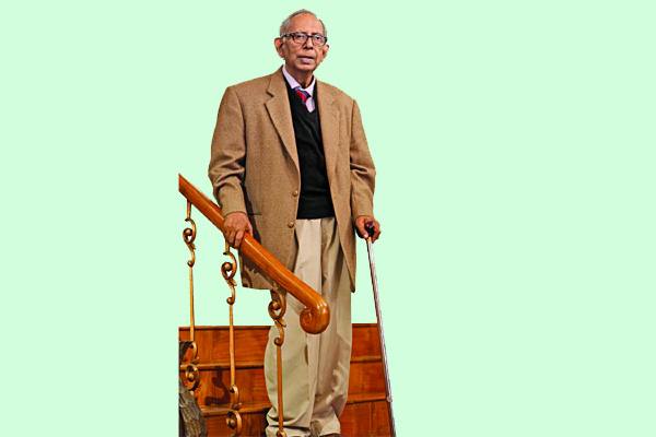 প্রকাশক হলেন জ্ঞানের ভুবনের দ্বাররক্ষী