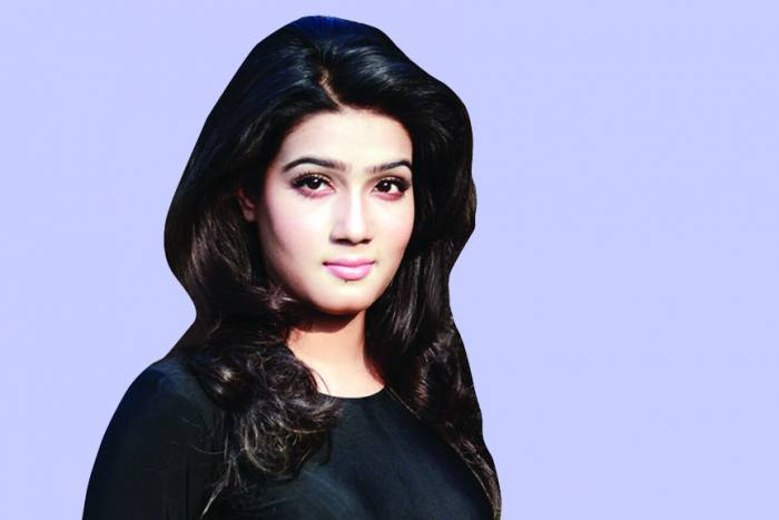 নুসরাতের জন্য মাহির শুভকামনা