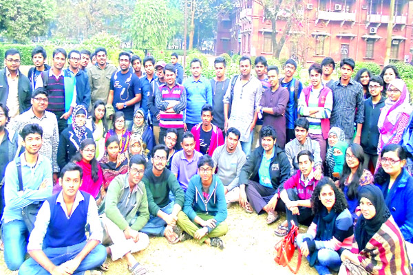 জীববিজ্ঞান উত্সবের জন্য প্রস্তুত এনজাইমরা