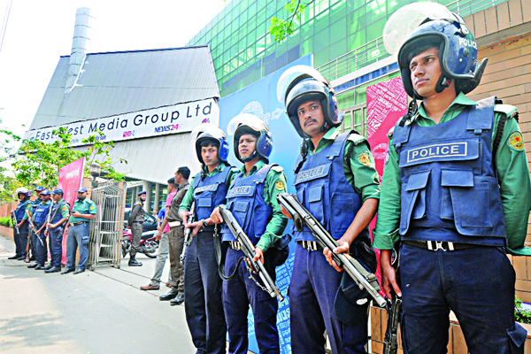 উগ্রপন্থী শিক্ষকদের মদদেই কিছু শিক্ষার্থী জঙ্গিবাদে