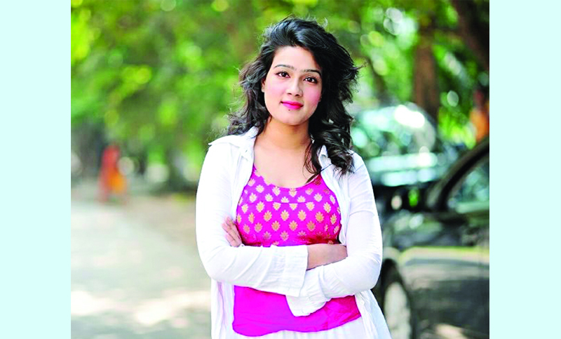 মাহির বিরুদ্ধে উকিল নোটিশ