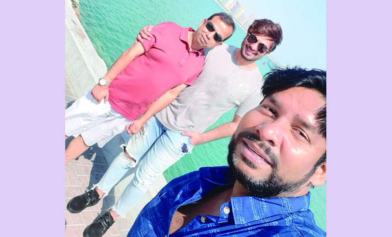 দুবাইয়ে মিলল প্রযোজক