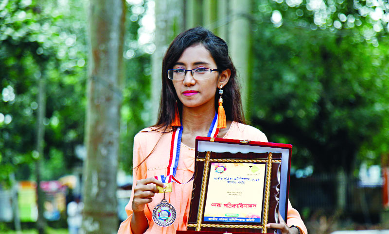 দেশসেরা পত্রিকাবিশারদ