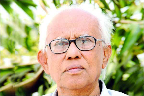পেঁয়াজের গুদামে অভিযান চালাতে হবে
