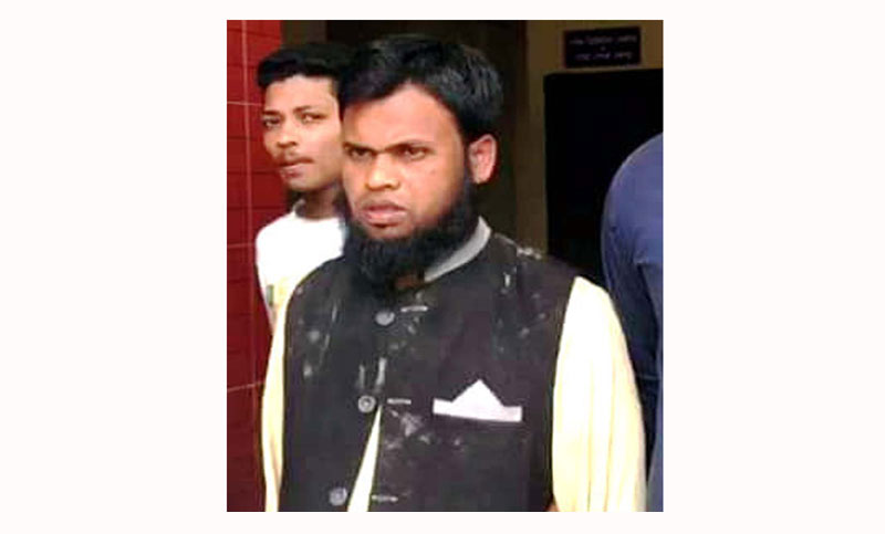 ছাত্রী ধর্ষণের অভিযোগে মাদরাসাশিক্ষক গ্রেপ্তার

