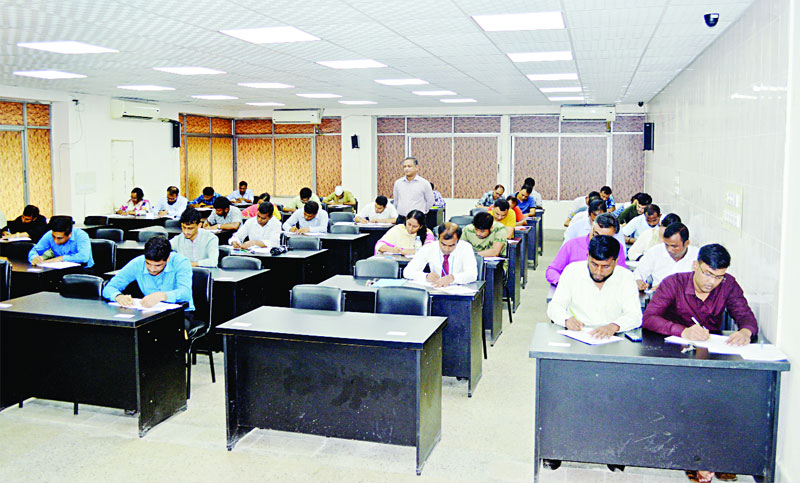 বীমা পেশায় ক্যারিয়ার
