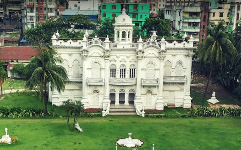 রোজগার্ডেন থেকে গণভবন