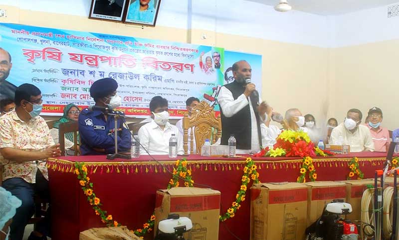 সরকার কৃষি খাতকে সর্বোচ্চ গুরুত্ব দিচ্ছে : মৎস্য ও প্রাণিসম্পদমন্ত্রী