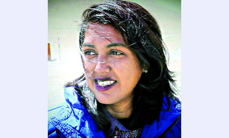 এভারেস্টের স্বপ্ন সড়কে পিষ্ট