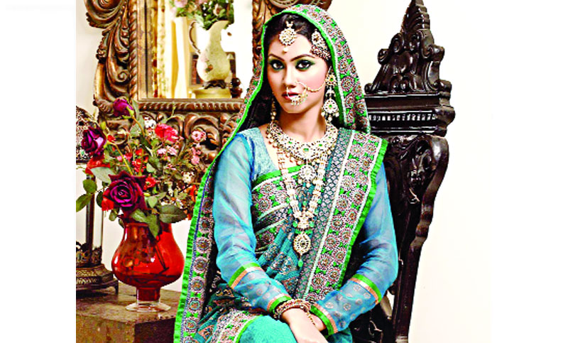 কখন কোথায় কী