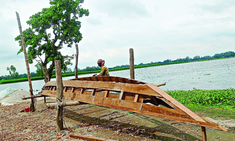 নৌকা তৈরি