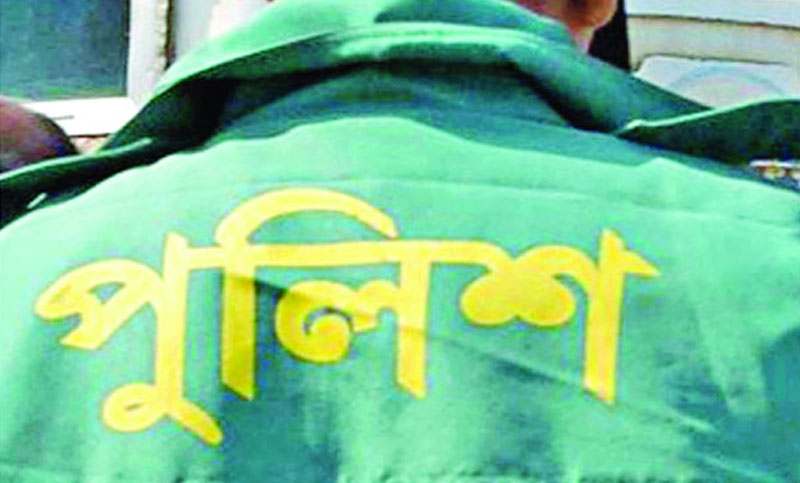 অবশেষে অস্ত্র উদ্ধারে পুলিশ