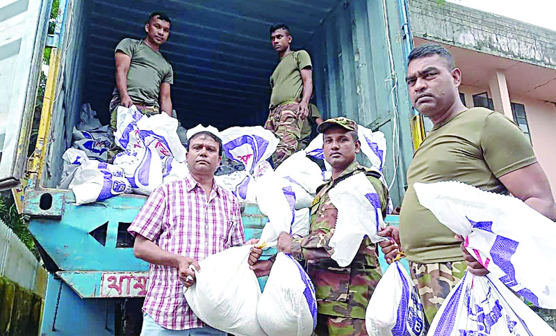 আরো ৮,০০০ বন্যার্ত পরিবারের জন্য ত্রাণ পাঠাল বসুন্ধরা