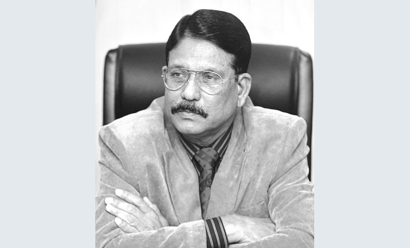 পিতৃহত্যার দায় ও অভিশাপ