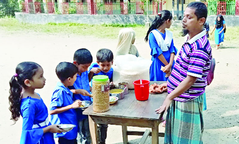 হাত পাতেননি সবুজ