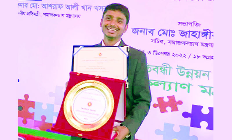 আলমগীরের বিদ্যালয়টি দেশসেরা