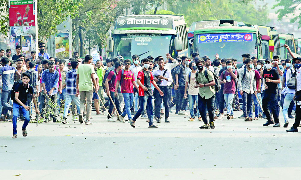 সায়েন্স ল্যাবে আবার দুই কলেজের শিক্ষার্থীদের সংঘর্ষ