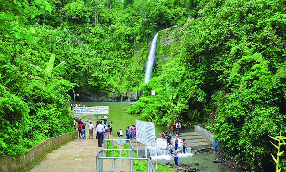 মাধবকুণ্ড জলপ্রপাত