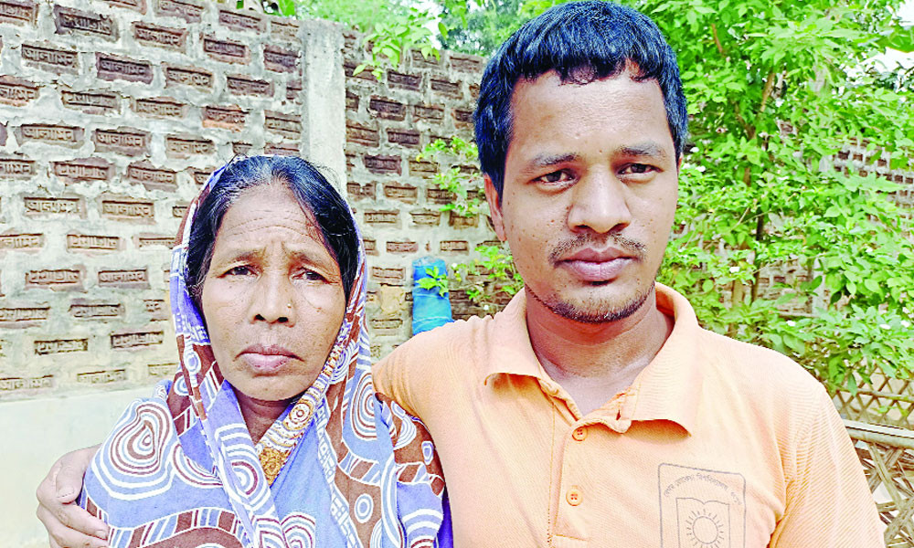 লড়িয়ে মায়ের জন্য ভালোবাসা