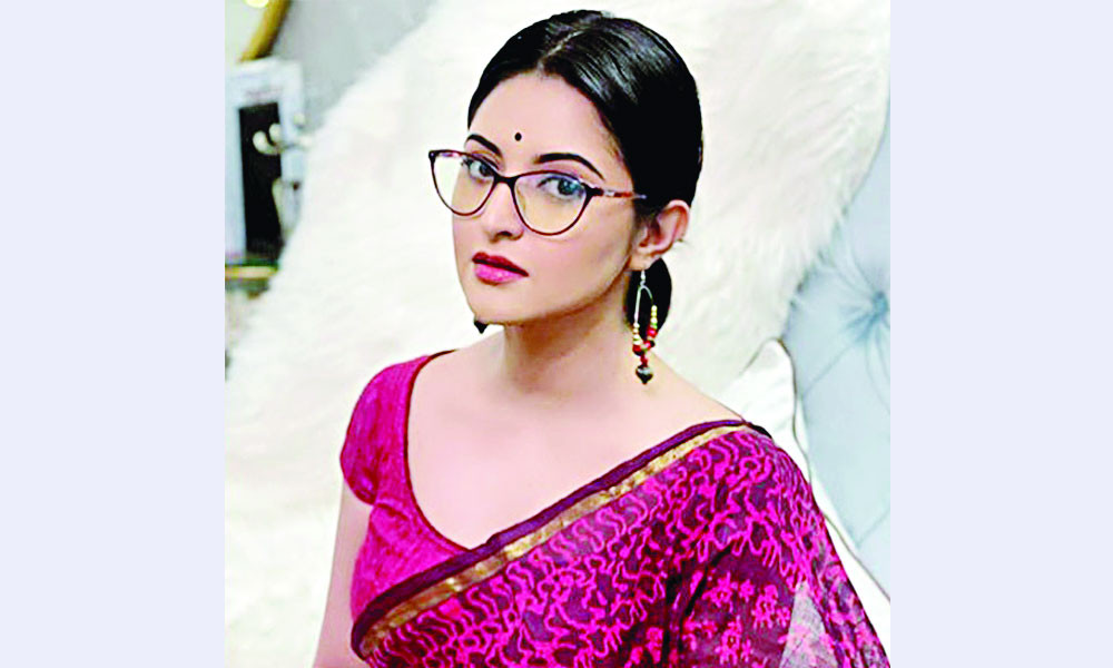 দুই সন্তান নিয়ে ‘মা’ দেখবেন পরীমনি