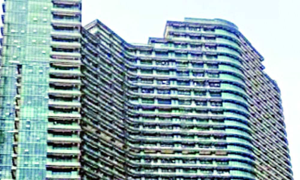 এক ভবনে ‘৩০ হাজার বাসিন্দা’