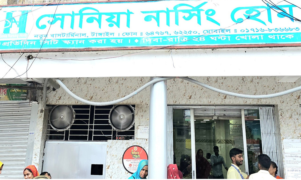 Kok tanga kiygan etuk ayolning uy qurilishi pornosi