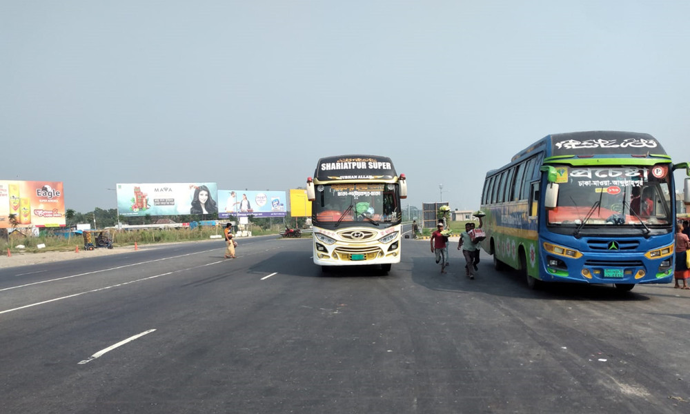 বঙ্গবন্ধু এক্সপ্রেসওয়েতে বাস চলাচল স্বাভাবিক