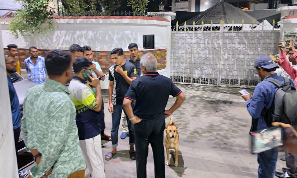 সিলেটের সাবেক মেয়র আরিফের বাসায় ককটেল নিক্ষেপ