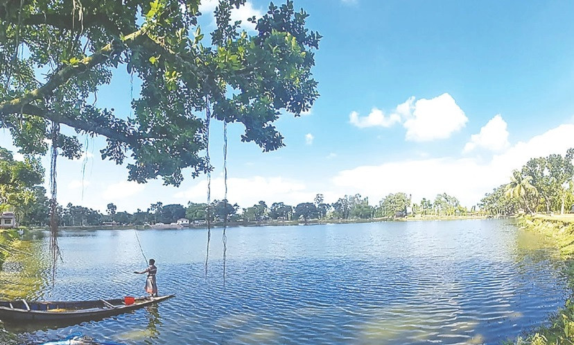 কখনো না শুকানো এক দিঘি