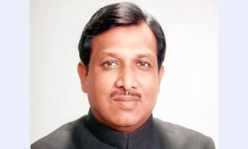 হুইপ সামশুলের শিক্ষাগত যোগ্যতা নিয়ে আপত্তি