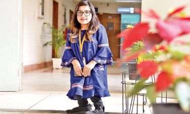 বাধার পাহাড় ঠেলে কেমব্রিজেও গিয়েছেন সামিয়া