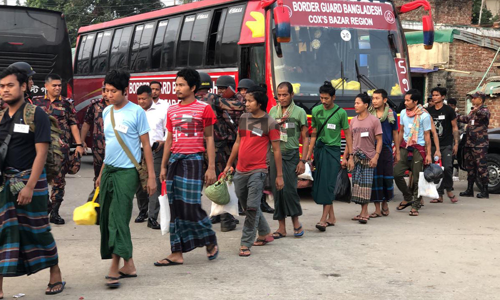 কক্সবাজার ছেড়েছেন মিয়ানমারের ২৮৮ বিজিপি ও সেনা সদস্য