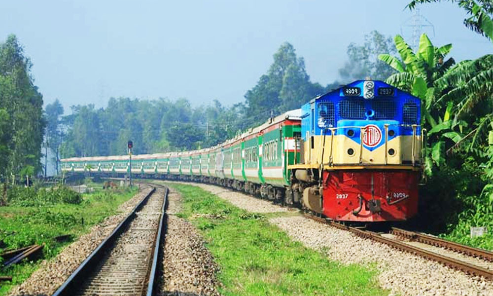 ঢাকা থেকে ট্রেনে তিন ঘণ্টায় খুলনা, ভাড়া মাত্র ৫৫০ টাকা