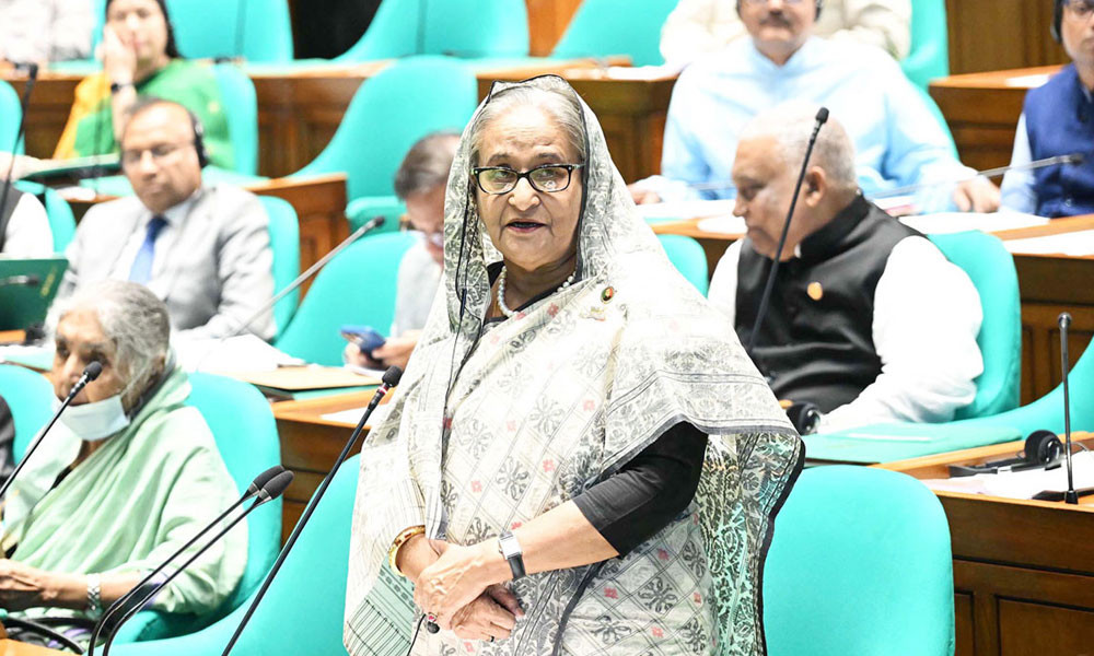 কেউ আমাকে জনগণ থেকে দূরে সরাতে পারবে না : সংসদে প্রধানমন্ত্রী