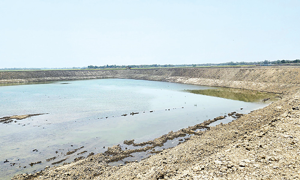 আড়াই হাজার বিঘা ধানি জমি আড়াই শ পুকুরের পেটে