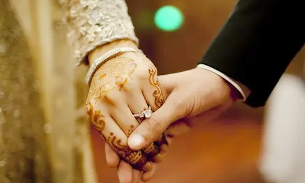 একই স্ত্রীকে দ্বিতীয়বার বিয়ে করা প্রসঙ্গে ইসলাম কী বলে