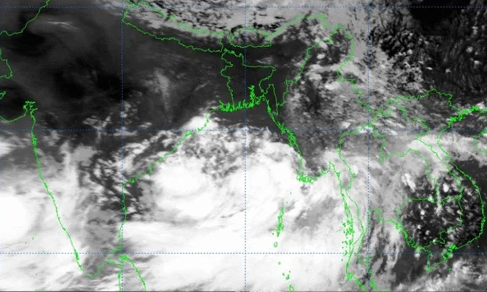 ঘূর্ণিঝড়ের বিপৎসংকেত —কোনটার কী মানে?