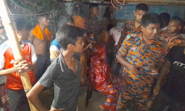 ‘অলৌকিক’ আগুন, আতঙ্কে এলাকাবাসী