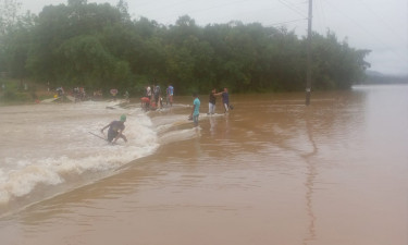 বিপৎসীমার ওপরে সুরমার পানি, বন্যার আশঙ্কা