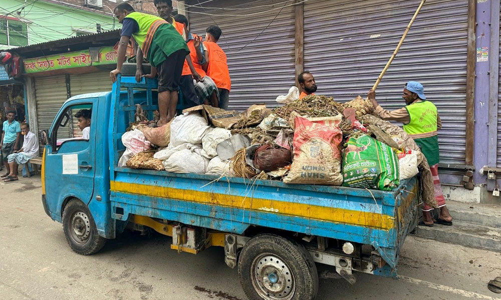 শতভাগ পশুর বর্জ্য অপসারণ সম্পন্ন করেছে ঢাকার দুই সিটি করপোরেশন