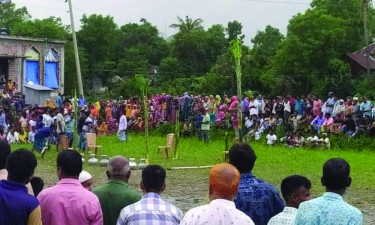 সাপের কামড়ে মৃত ব্যক্তিকে জীবিত করার চেষ্টা, ১৫ হাজার টাকা নিয়ে উধাও