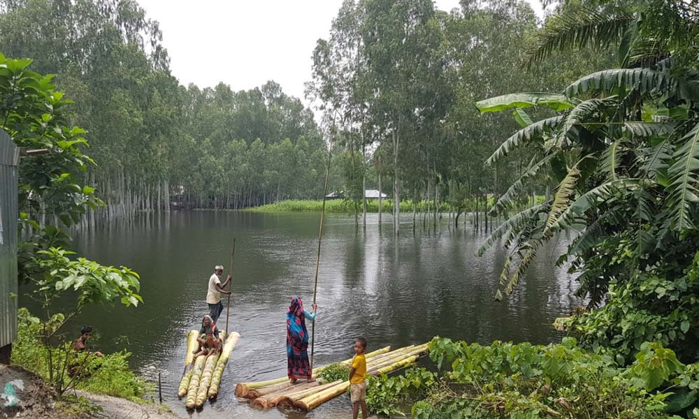 কুড়িগ্রামে এখনো পানিবন্দি দেড় লাখ মানুষ