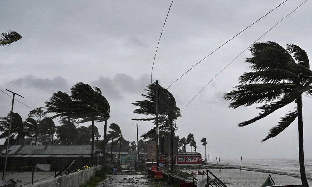 ১১ জেলায় ৬০ কিমি বেগে ঝড়ের আভাস