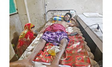সংসার চালাতে দোকান খুলে সুজন এখন জীবনের শঙ্কায়