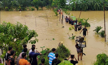 গোমতী নদীর পানি বিপৎসীমার ওপরে